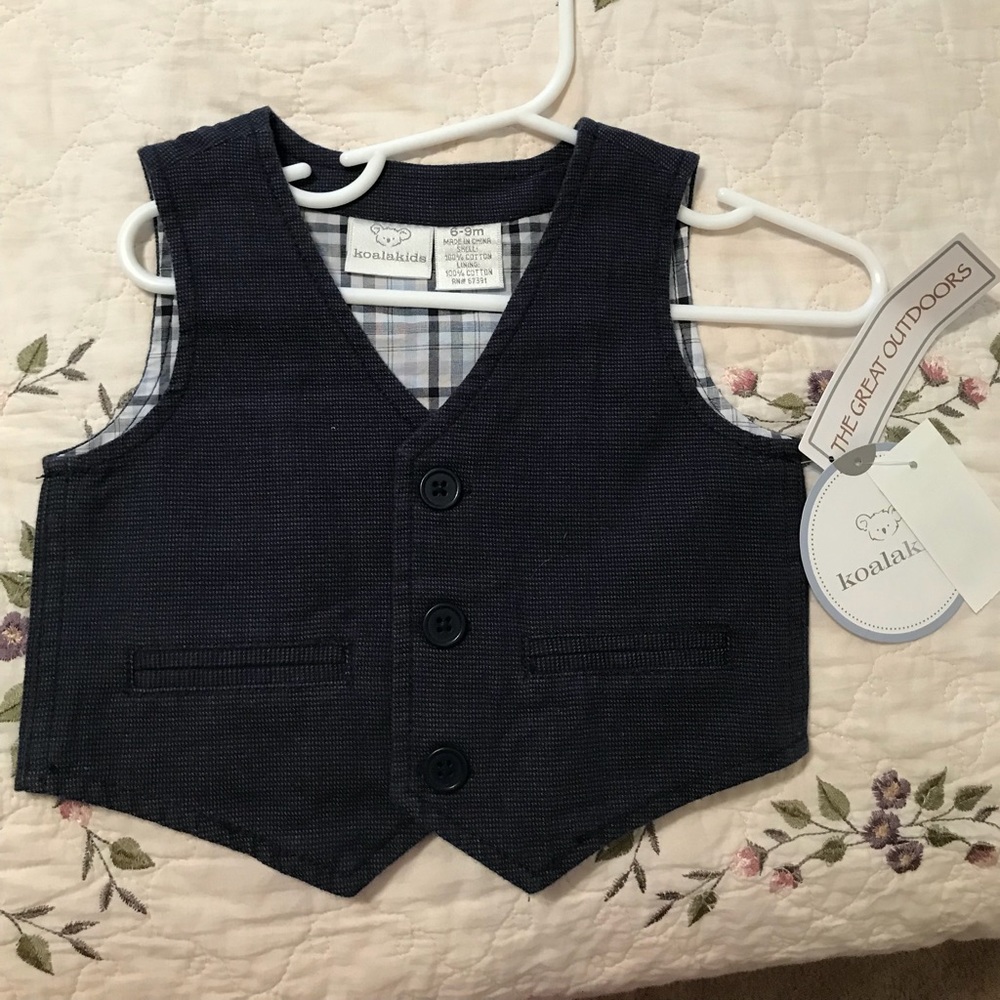 NWT kids vest